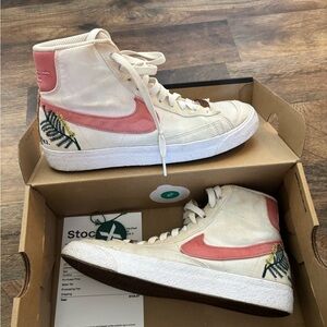 Nike Cream and Pink Sneakers High-Top Design